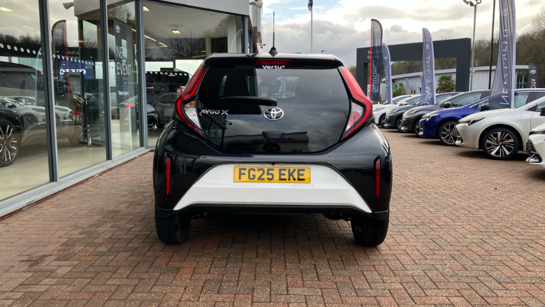 Toyota Aygo X 1.0 VVT-i Edge 5dr Petrol Hatchback
